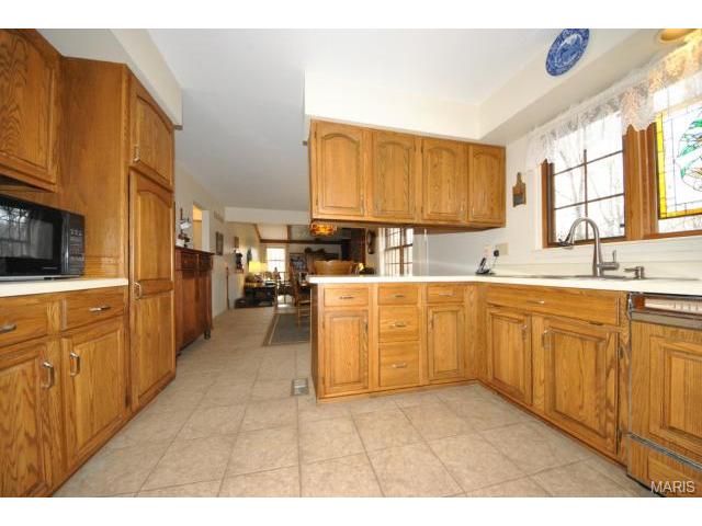 2 Cedar Fork Ct, Defiance, MO 63341 photo 3