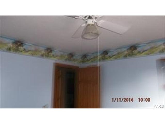 9 S Mdw, O'fallon, MO 63366 photo 5
