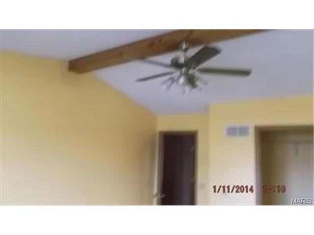 9 S Mdw, O'fallon, MO 63366 photo 6
