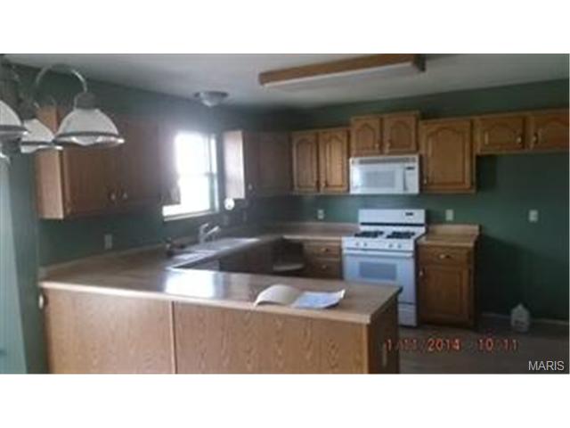 9 S Mdw, O'fallon, MO 63366 photo 8