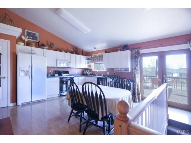 6 N Meadow Dr, O'fallon, MO 63366 photo 6