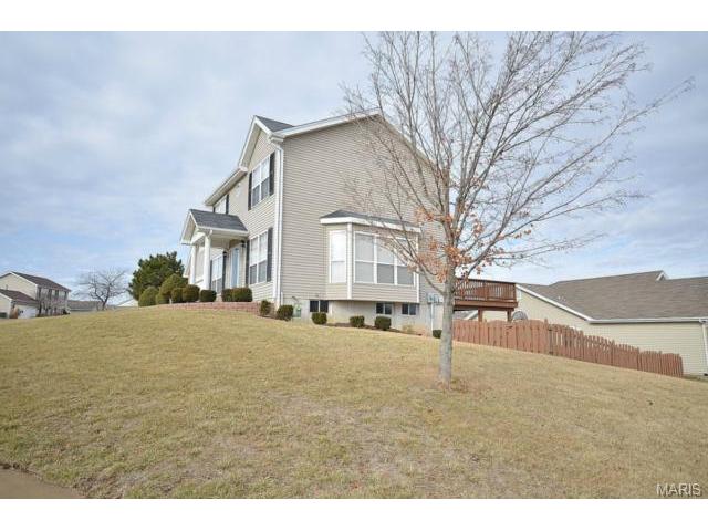 301 Sunward, O'fallon, MO 63368 photo 2