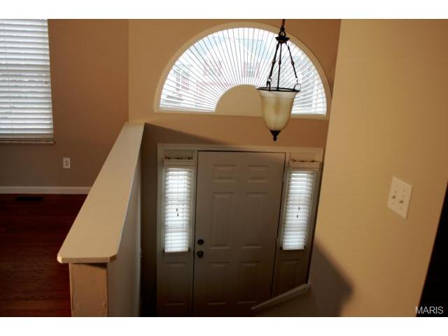 52 Jacqueline Cir, O'fallon, MO 63368 photo 4