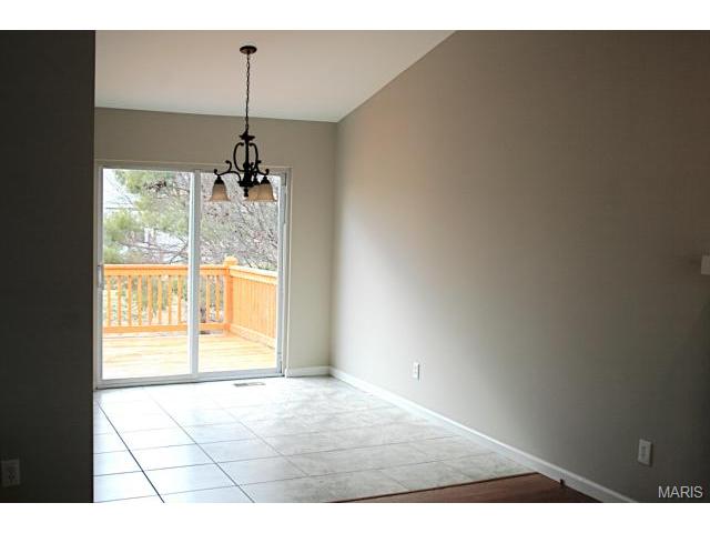 52 Jacqueline Cir, O'fallon, MO 63368 photo 8