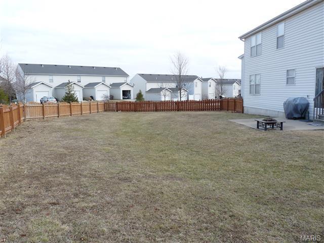 586 Midland Dr, O'fallon, MO 63366 photo 28