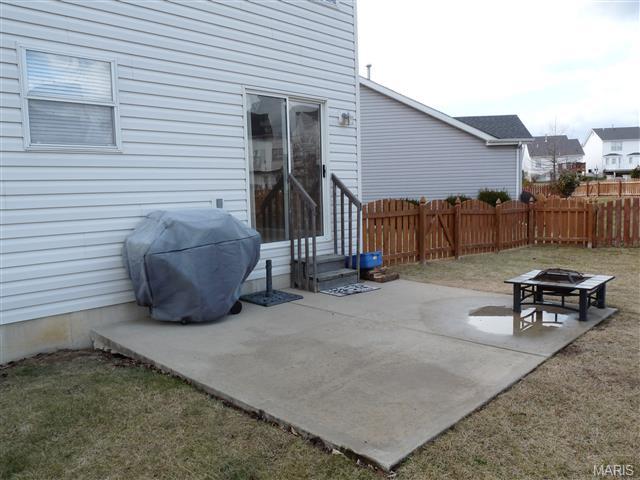 586 Midland Dr, O'fallon, MO 63366 photo 25