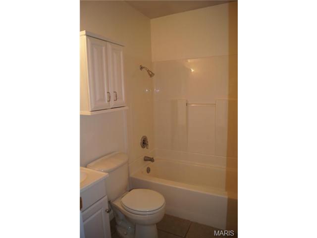 244 Nancy Pl, Ballwin, MO 63021 photo 11