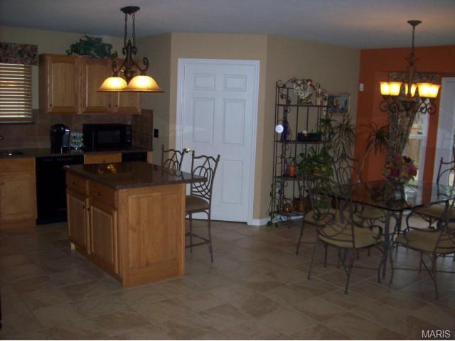 1029 Pebble Beach Dr, O'fallon, MO 63366 photo 2