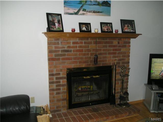 632 Sunward Dr, O'fallon, MO 63368 photo 5
