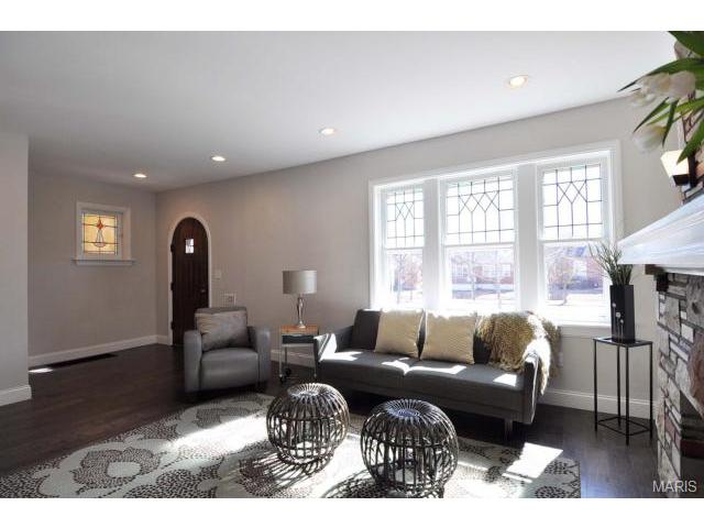 5231 Oleatha Ave, Saint Louis, MO 63139 photo 8