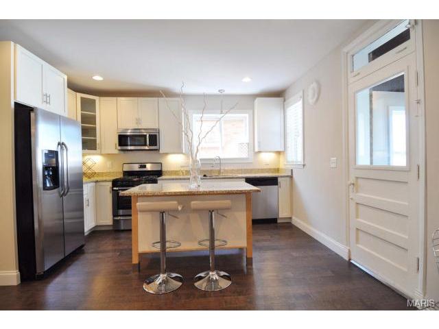 5231 Oleatha Ave, Saint Louis, MO 63139 photo 17