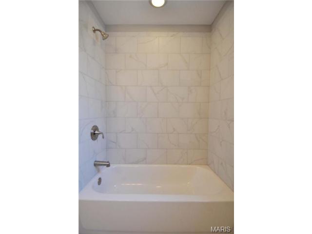 5231 Oleatha Ave, Saint Louis, MO 63139 photo 32