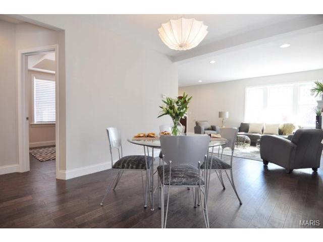 5231 Oleatha Ave, Saint Louis, MO 63139 photo 13