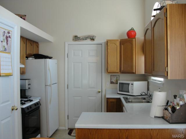 844 Molloy, O'fallon, MO 63366 photo 3
