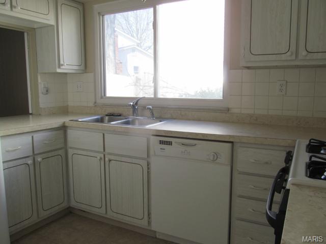 1147 Great Falls Ct, Ballwin, MO 63021 photo 5