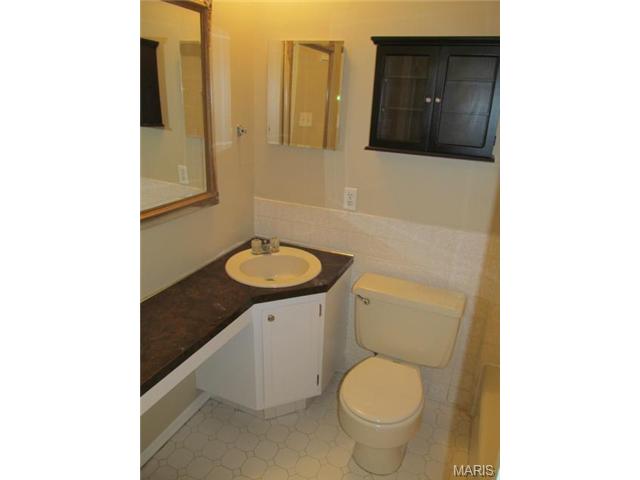 1147 Great Falls Ct, Ballwin, MO 63021 photo 9
