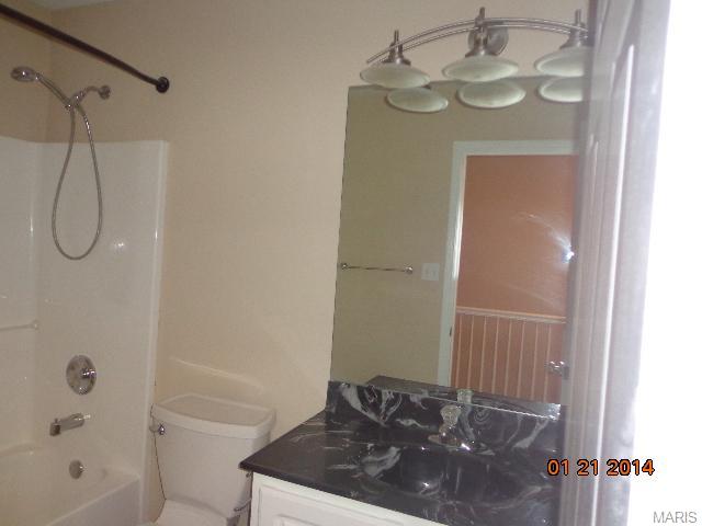 301 Thoreau Blvd, O'fallon, MO 63366 photo 4