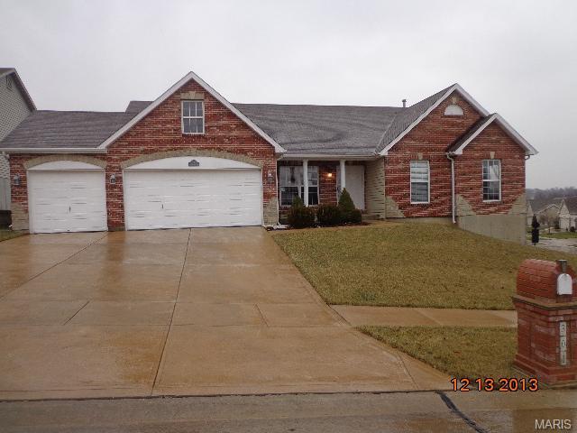 301 Thoreau Blvd, O'fallon, MO 63366 photo 1