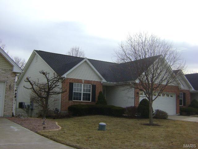 20 Piepers Glen Ct, O'fallon, MO 63366 photo 2