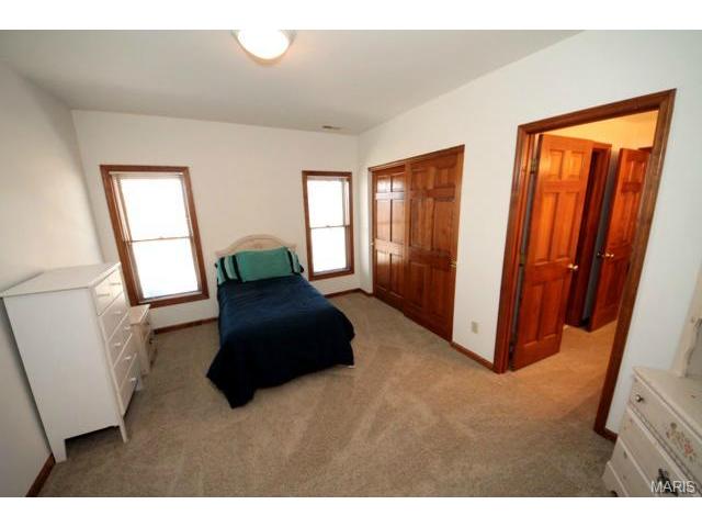 525 Malinmor, Weldon Spring, MO 63304 photo 30