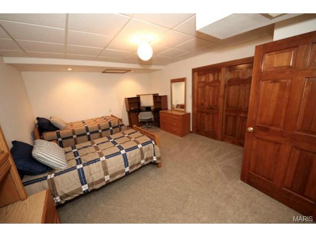 525 Malinmor, Weldon Spring, MO 63304 photo 29