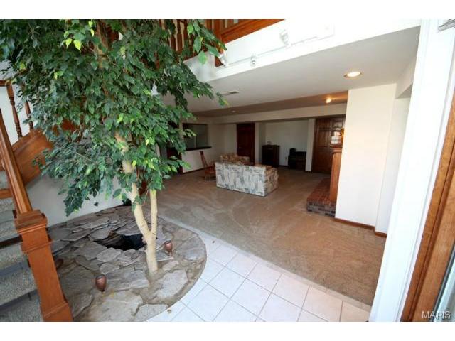 525 Malinmor, Weldon Spring, MO 63304 photo 21