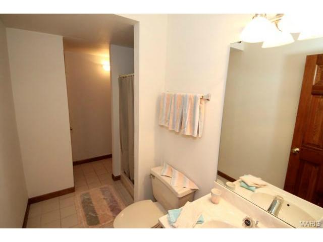525 Malinmor, Weldon Spring, MO 63304 photo 28