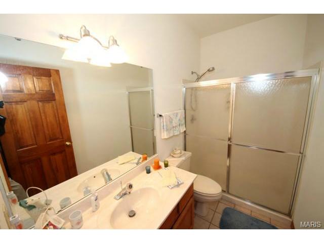 525 Malinmor, Weldon Spring, MO 63304 photo 19