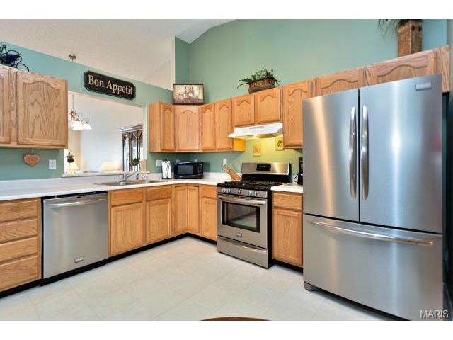 7 Battersea Ct, O'fallon, MO 63366 photo 9