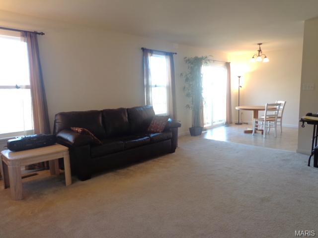 705 Phoenix Dr, O'fallon, MO 63368 photo 5
