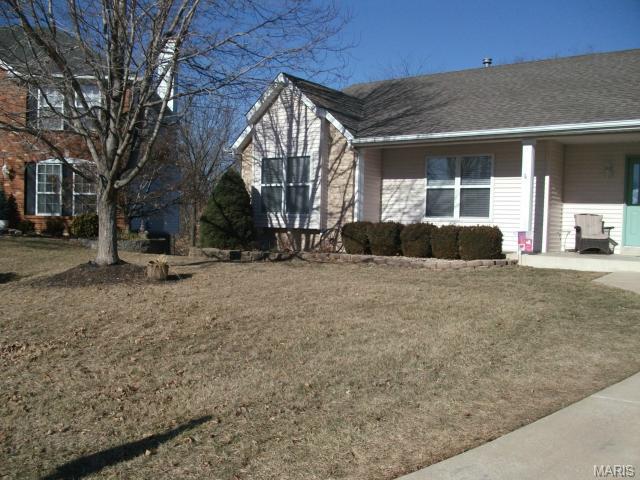 1302 Old Stone, O'fallon, MO 63368 photo 2