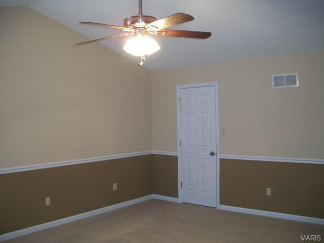 2933 Middlesburg Dr, O'fallon, MO 63368 photo 17