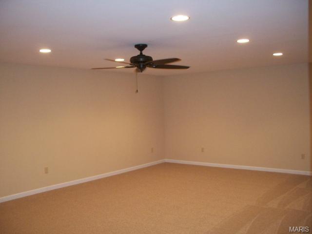 2933 Middlesburg Dr, O'fallon, MO 63368 photo 14