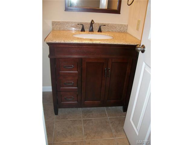 2933 Middlesburg Dr, O'fallon, MO 63368 photo 22