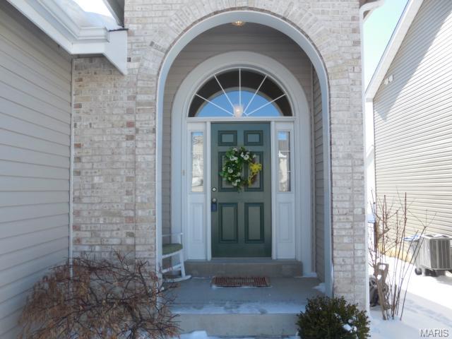 312 Wild Oak Dr, O'fallon, MO 63368 photo 2