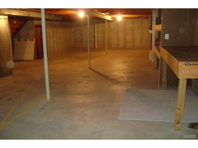 744 Oak Run, Ballwin, MO 63021 photo 24