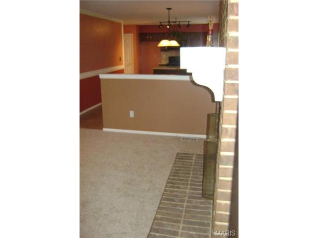 744 Oak Run, Ballwin, MO 63021 photo 6