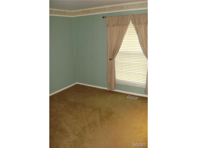 744 Oak Run, Ballwin, MO 63021 photo 21