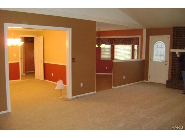 744 Oak Run, Ballwin, MO 63021 photo 13