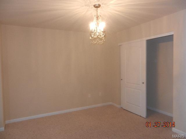 233 Coachgate Ln, Ballwin, MO 63021 photo 9