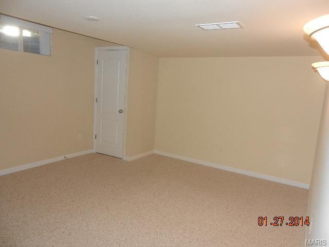 233 Coachgate Ln, Ballwin, MO 63021 photo 14