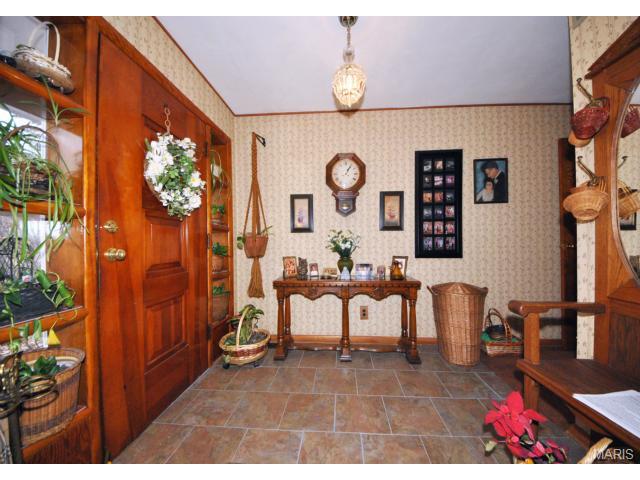 3545 Fee Fee Rd, Bridgeton, MO 63044 photo 3