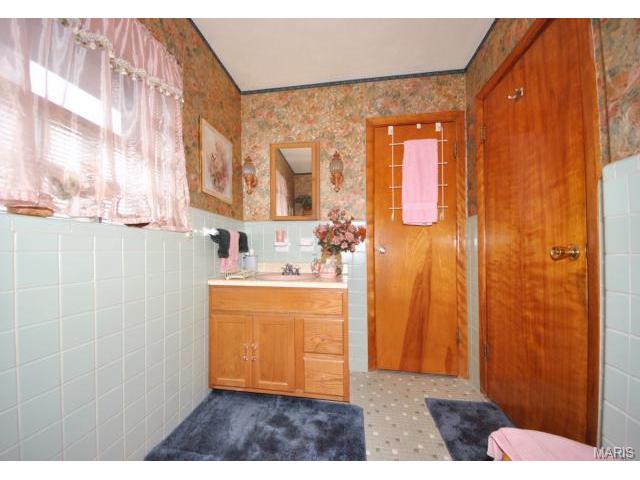 3545 Fee Fee Rd, Bridgeton, MO 63044 photo 15