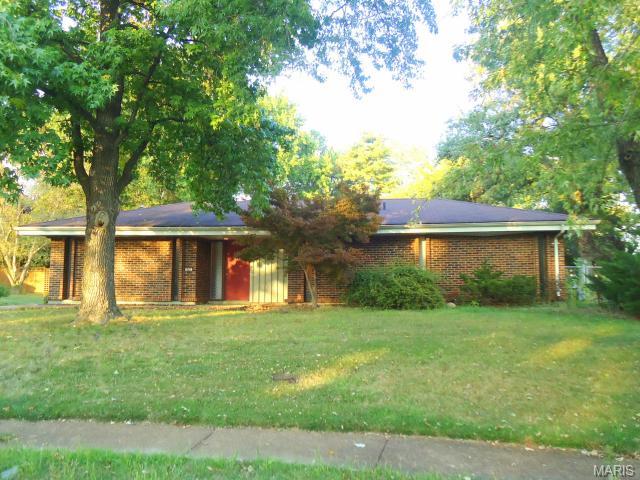 201 Cool Meadows Dr, Ballwin, MO 63011 photo 1