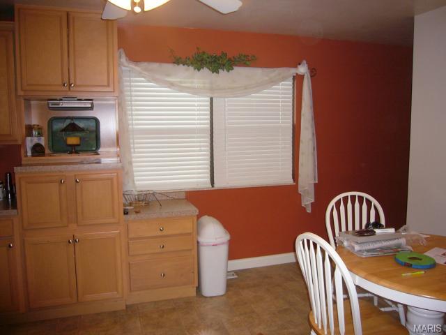 3255 Gwengreen Dr, Bridgeton, MO 63044 photo 8