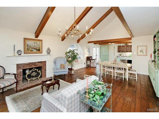 1329 Webster Path Dr, Webster Groves, MO 63119 photo 6