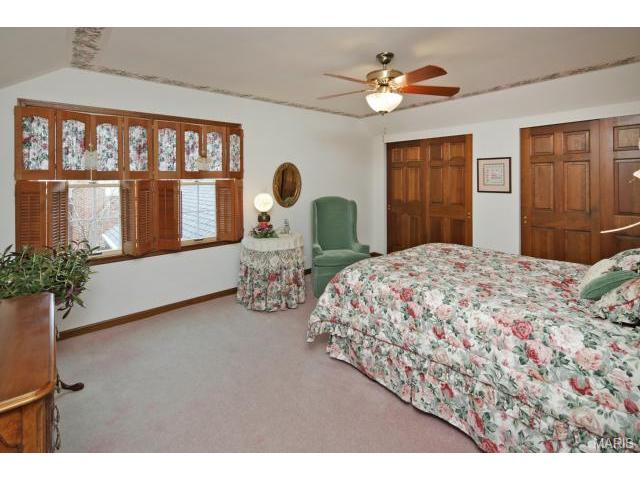 1329 Webster Path Dr, Webster Groves, MO 63119 photo 15