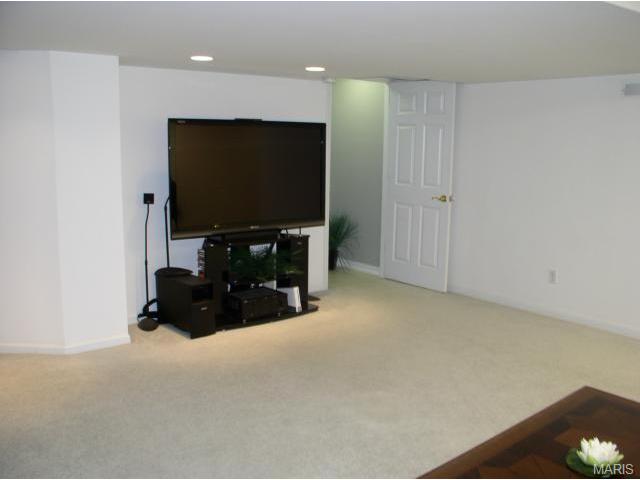 2457 Clarjon Dr, Ballwin, MO 63021 photo 27