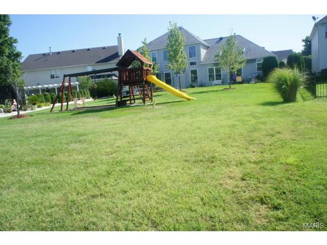 2457 Clarjon Dr, Ballwin, MO 63021 photo 36