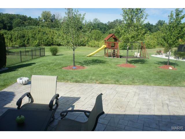 2457 Clarjon Dr, Ballwin, MO 63021 photo 33